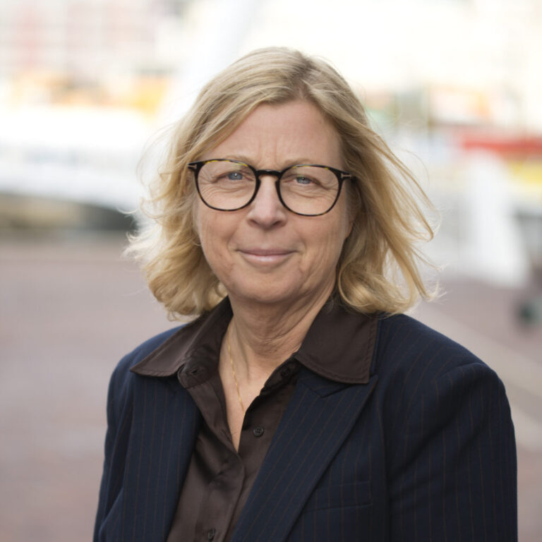 Helen Ek